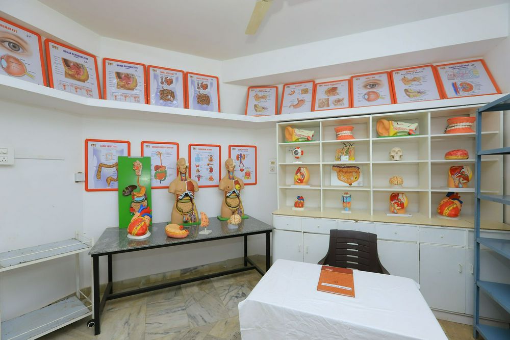 Pre Clinic Science Lab